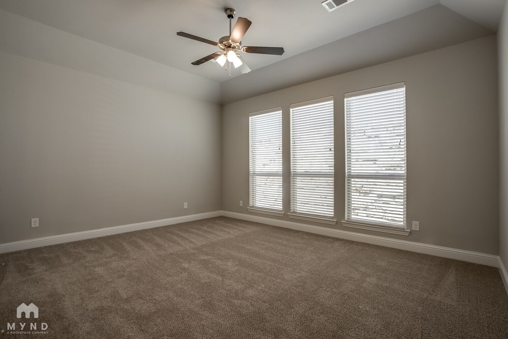 Building Photo - 3317 King Yon Wy