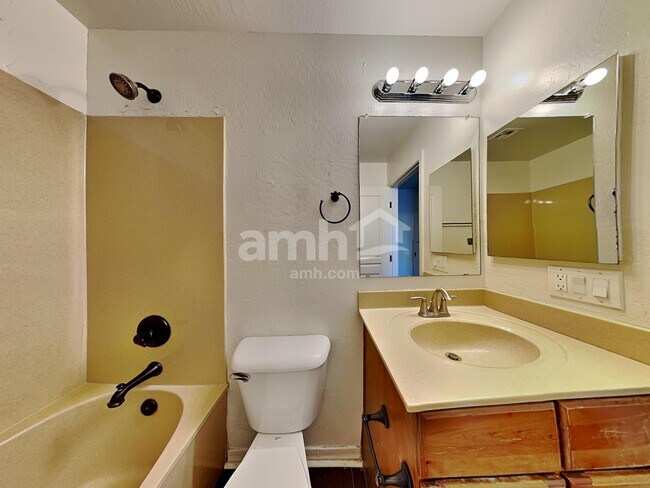 Building Photo - 10317 W Toronto Way