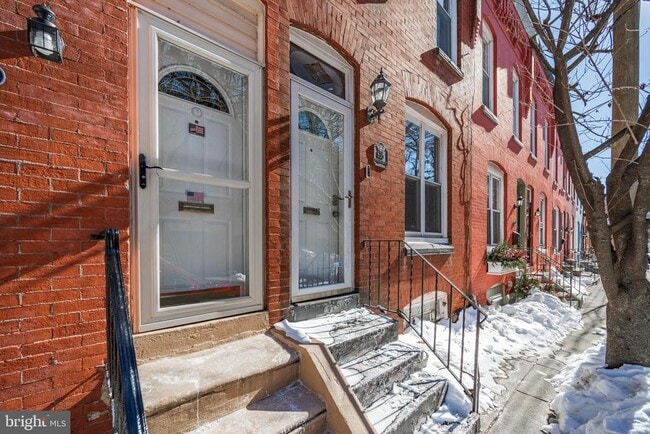 Building Photo - 835 N Newkirk St