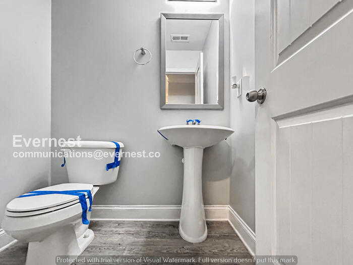 Building Photo - 5289 Hanover St