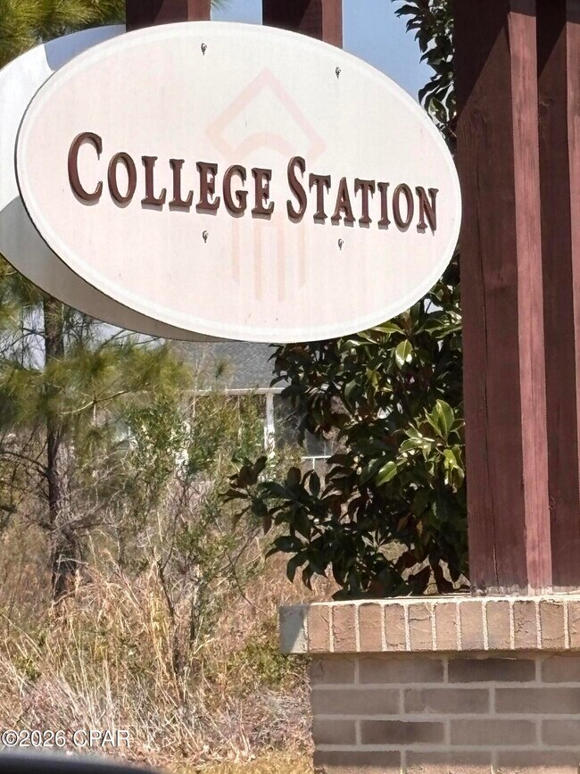 Building Photo - 3806 Heartwood St