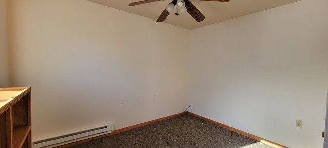 Building Photo - 720 Yarbrough St