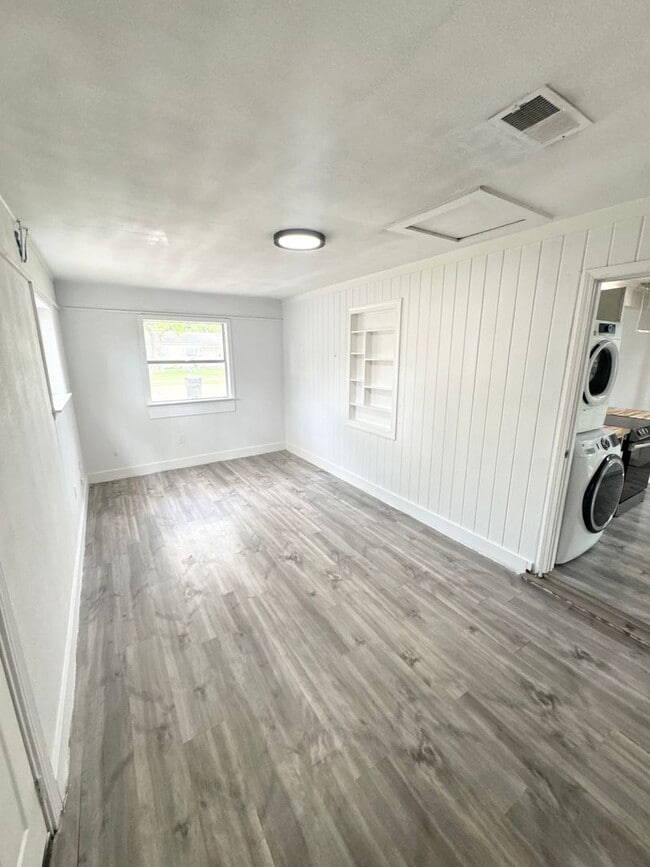 Building Photo - South Bossier!