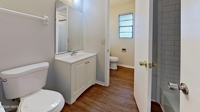 Building Photo - 477 Crabapple Ct