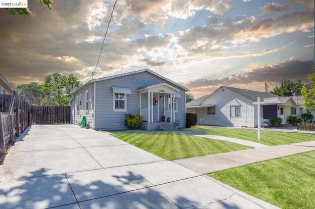 Primary Photo - 2734 D St