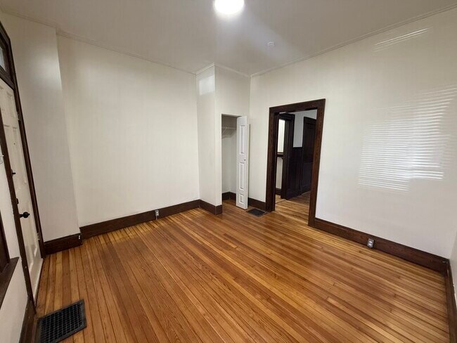 Building Photo - 187-189 E Whittier St