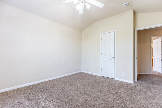 Building Photo - 630 Hookberry Trail