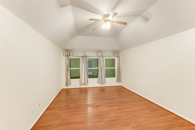 Building Photo - 3931 Shadow Trace Cir