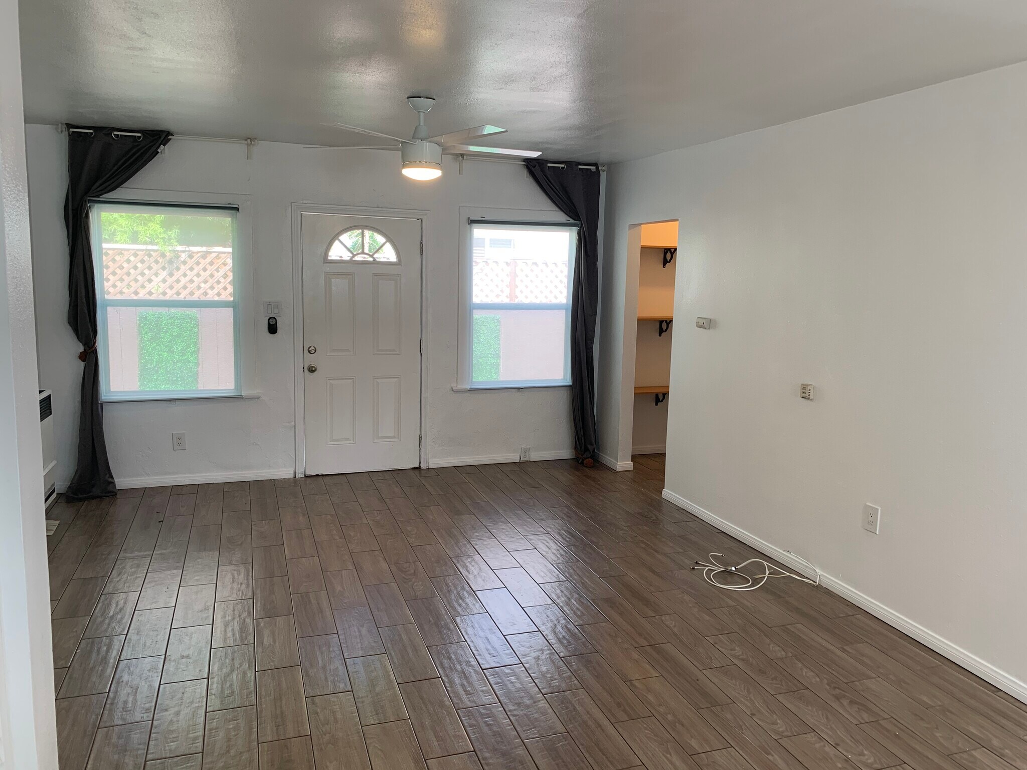 Building Photo - 526 Brooks Ave