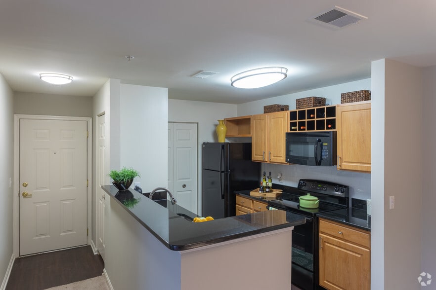 Interior Photo - The Reserve at Ballenger Creek