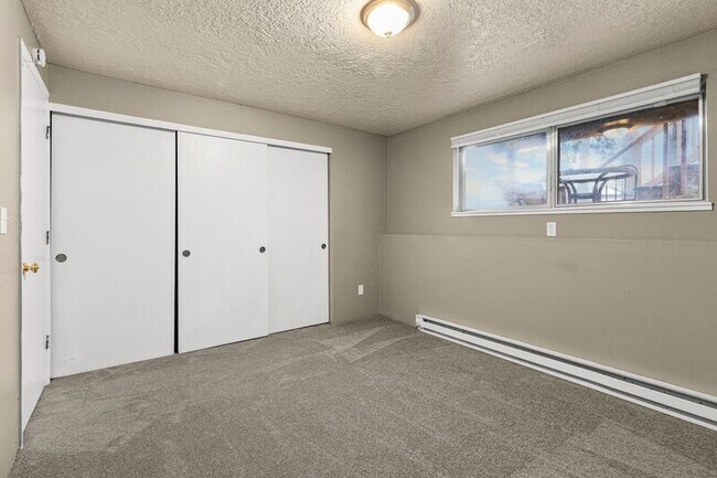 Building Photo - 201 SE 176th Pl