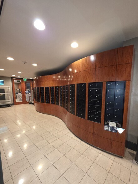 Mailroom - 800 W 1st St