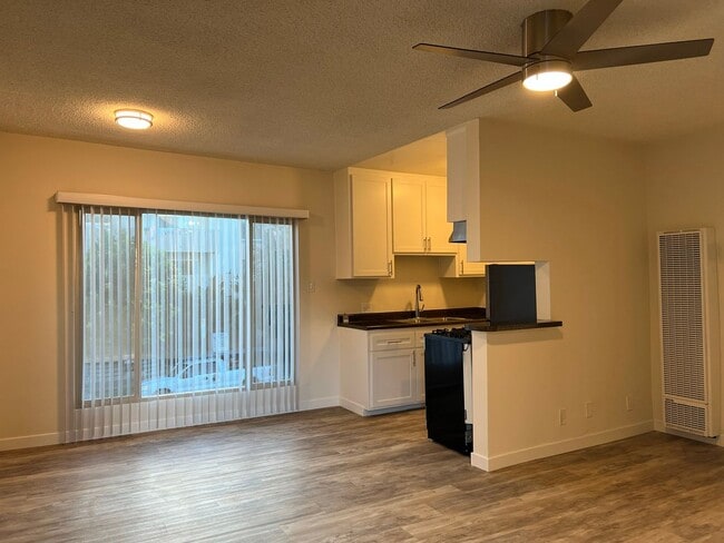 Building Photo - 3840 Motor Ave