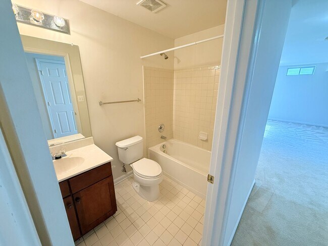Building Photo - 3 Brushy Creek Cir