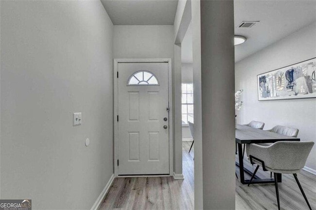 Building Photo - 4605 Blue Iris Way