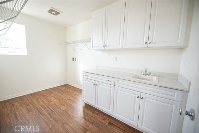 Building Photo - 7255 Roselai Ct