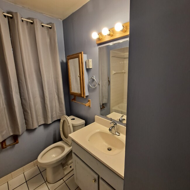 Building Photo - 5141 Sumter Ave