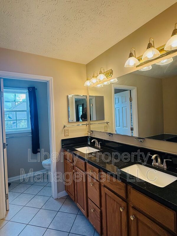 Building Photo - 7660 Galena Dr