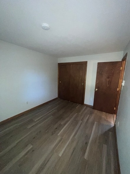 Building Photo - 35 School St