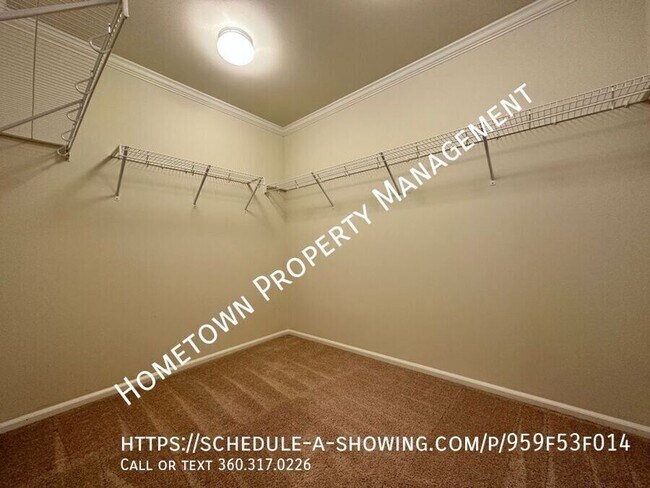 Building Photo - 2411 Burlwood St NE
