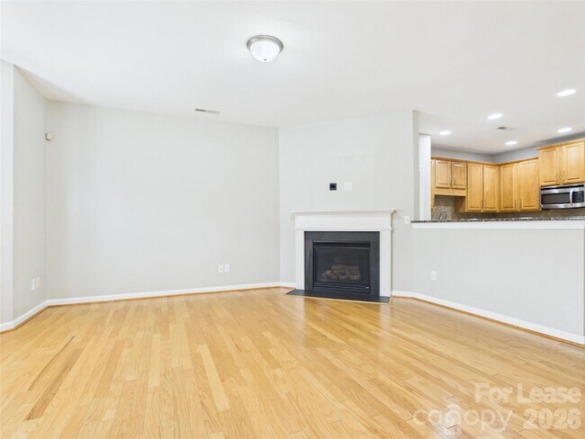 Building Photo - 5690 Stafford Rd