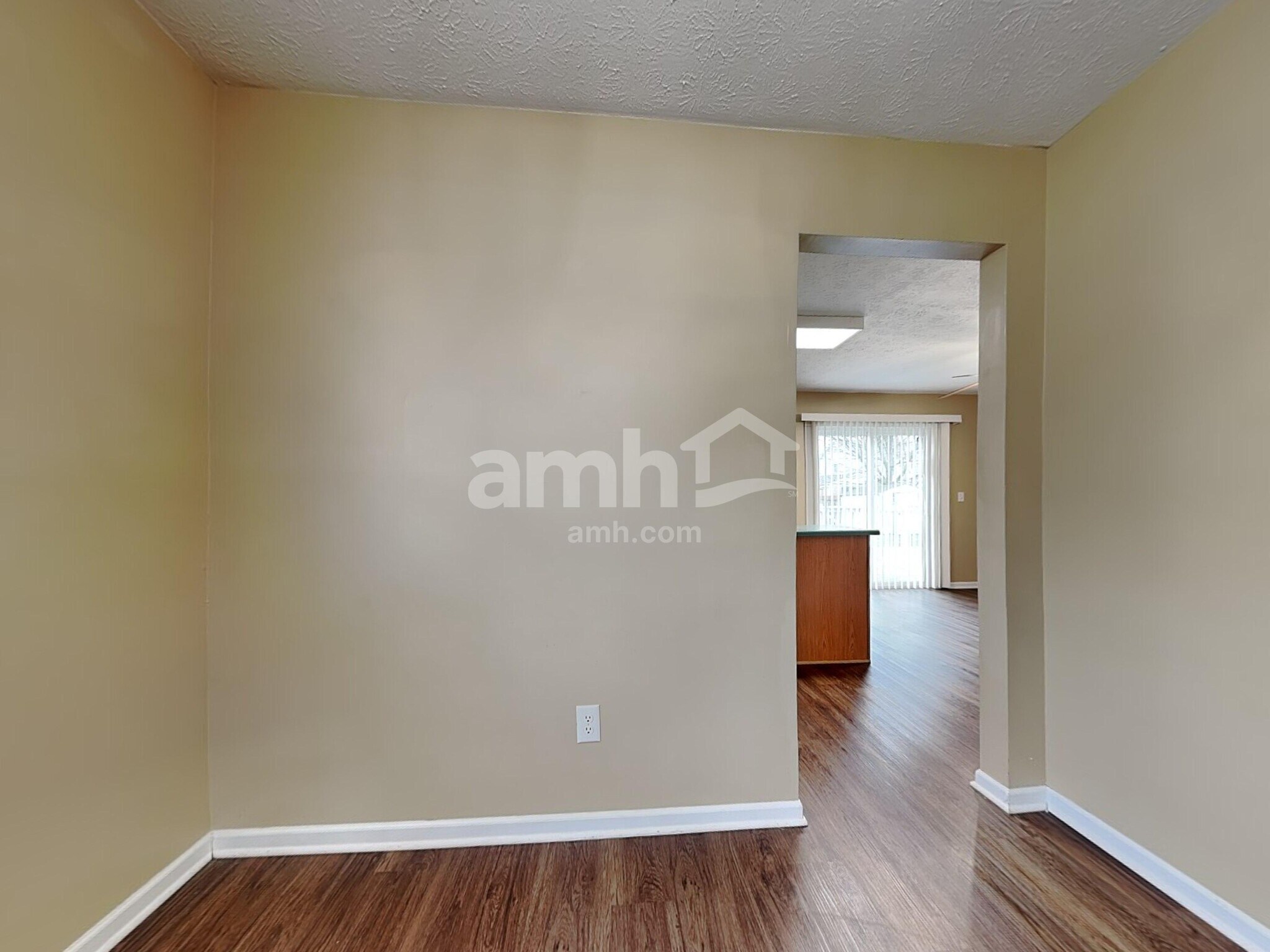 Building Photo - 2145 Blanton Dr