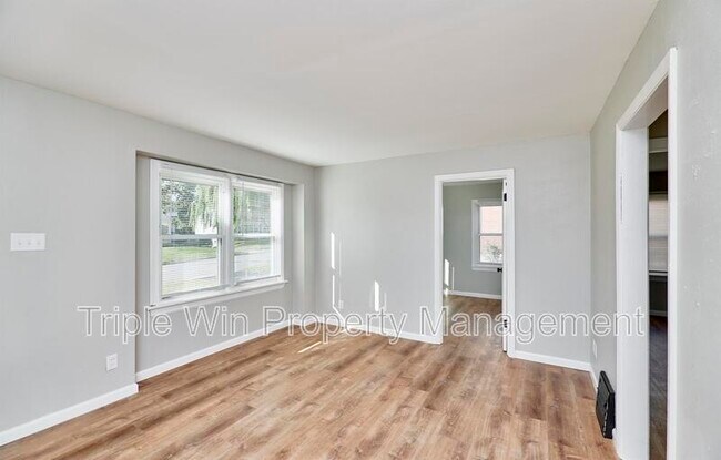 Building Photo - 10315 St Arthur Ln