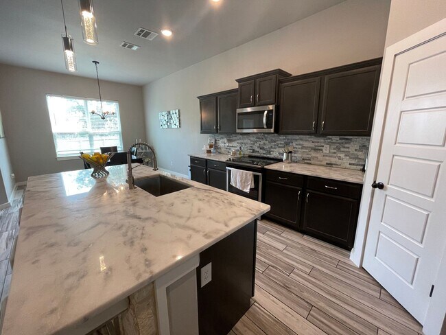 Building Photo - 4-Bedroom House for Rent in Temple