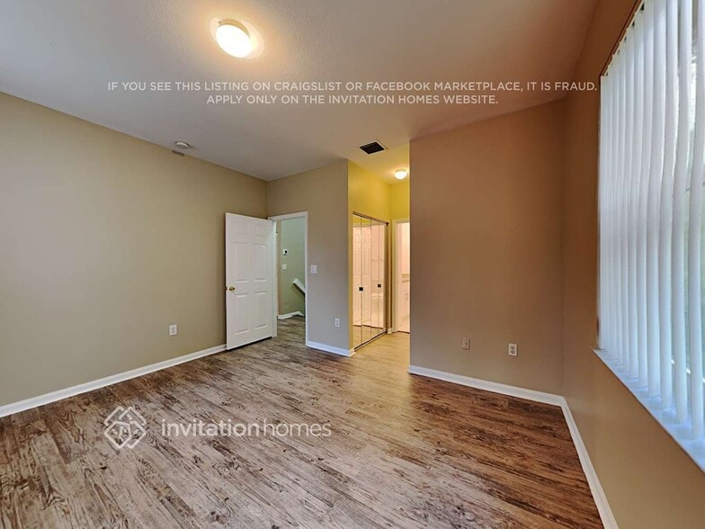 Building Photo - 703 NW 170th Terrace