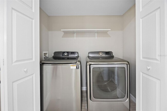 Building Photo - 4510 SE 32nd Pl
