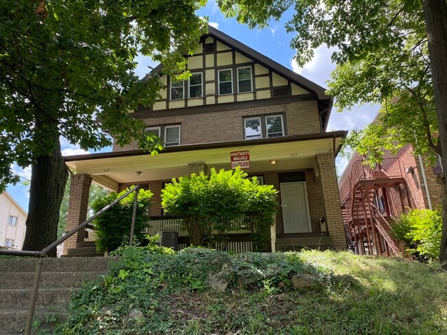 Building Photo - 333 E 18th Ave