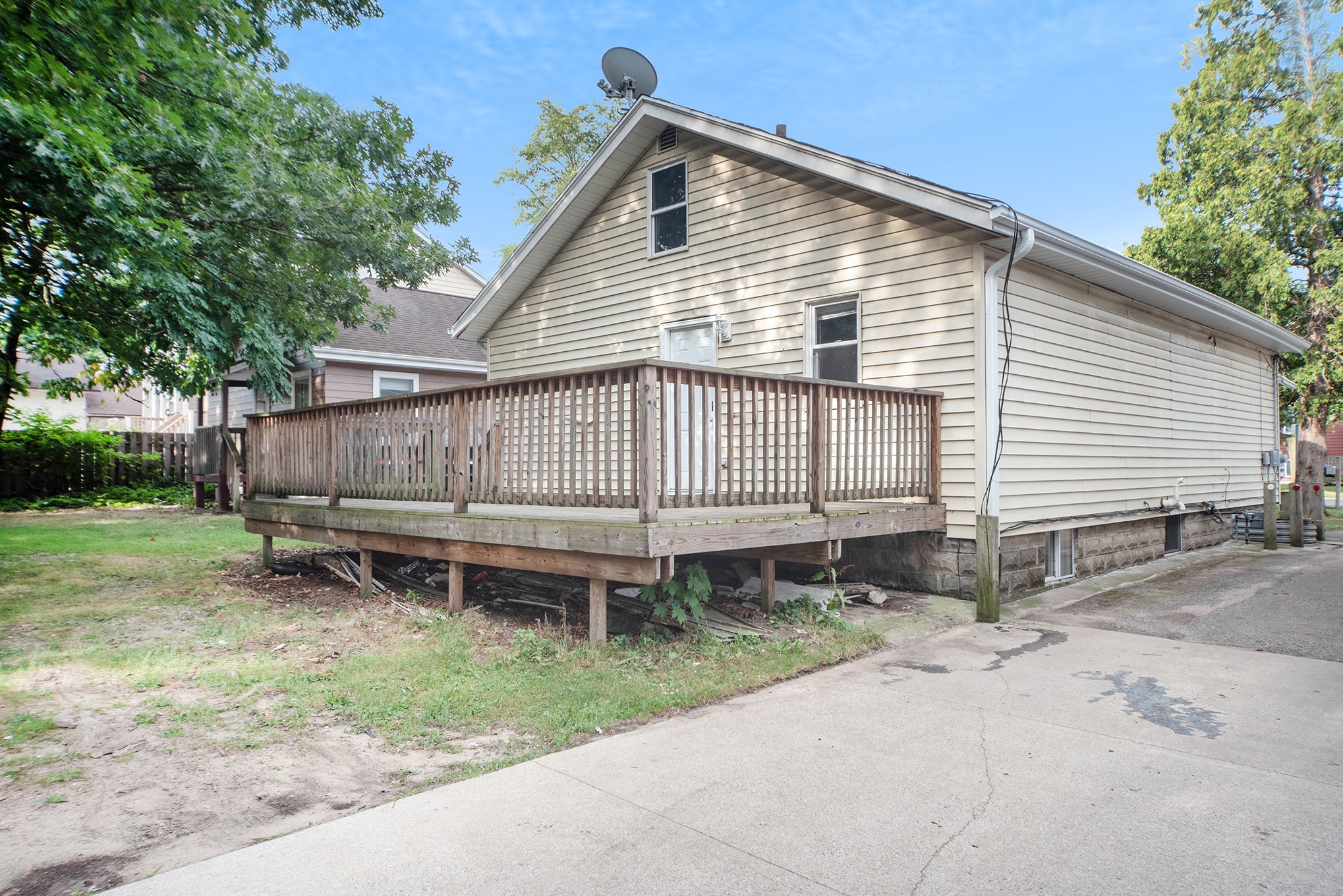 Back deck - 1115 Lafayette Ave