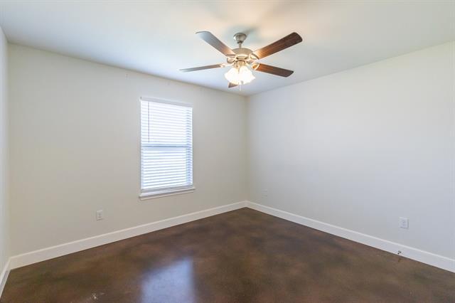 Building Photo - 246 Foxtrot Ln