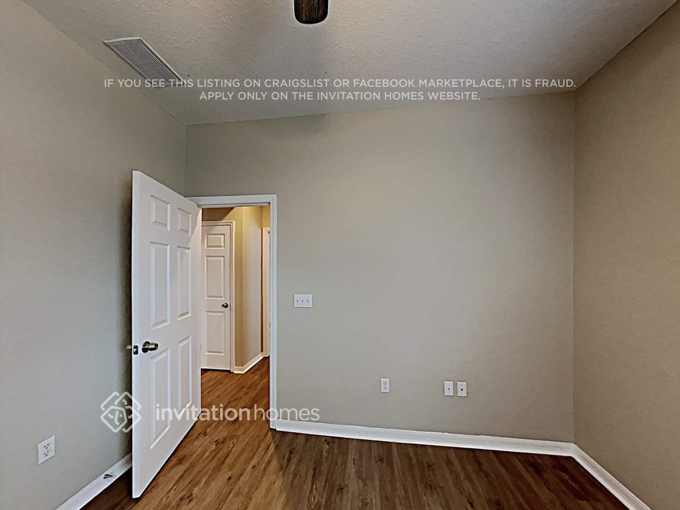 Building Photo - 3669 Sandhill Crane Dr