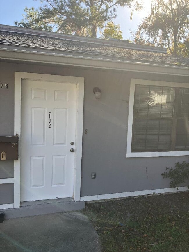 Building Photo - 378 SE Lake Forest Pl