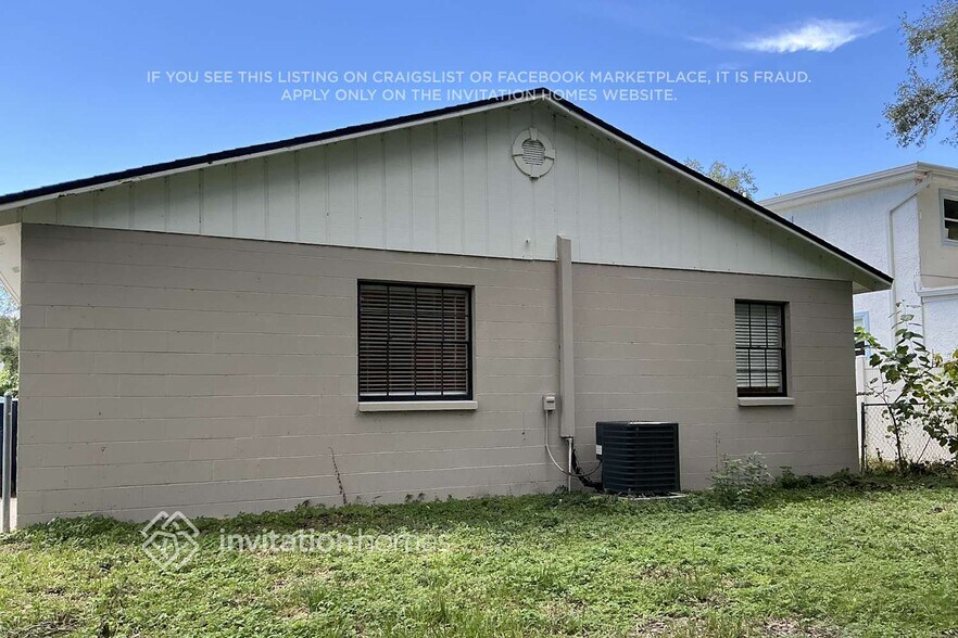 Building Photo - 6330 S Selbourne Ave