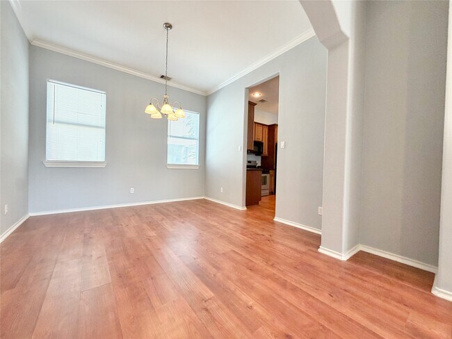 Building Photo - 1608 Holman St