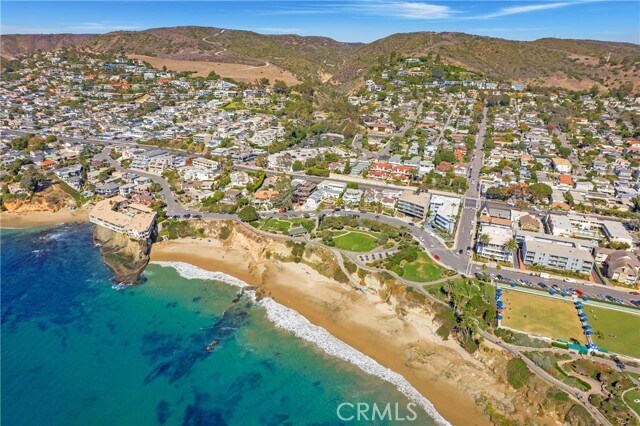 Building Photo - 552 Cypress Dr