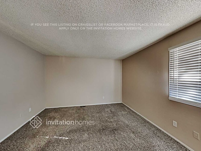 Building Photo - 17866 E Ada Dr