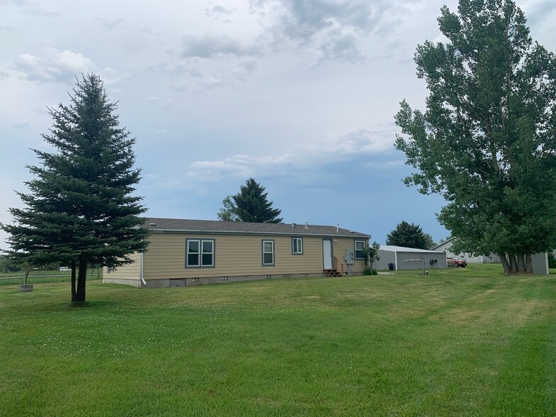 Building Photo - 1523 Bryan Rd