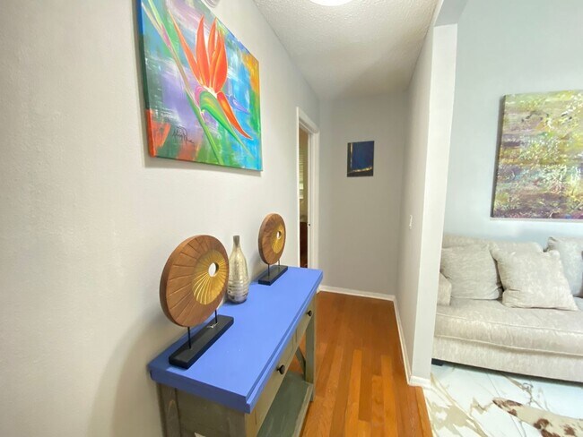 Building Photo - 4955 Southfork Ranch Dr