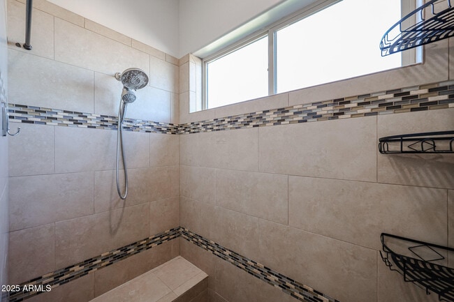 Building Photo - 6327 E Dixileta Dr