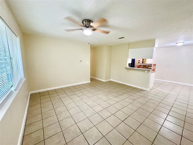 Building Photo - 5206 Regency Cove