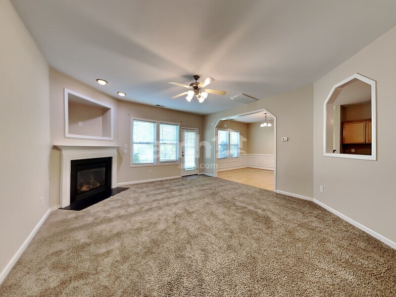 Building Photo - 3928 Cane Garden Dr