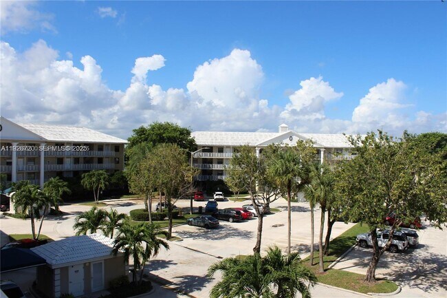 Building Photo - 3511 Village Blvd