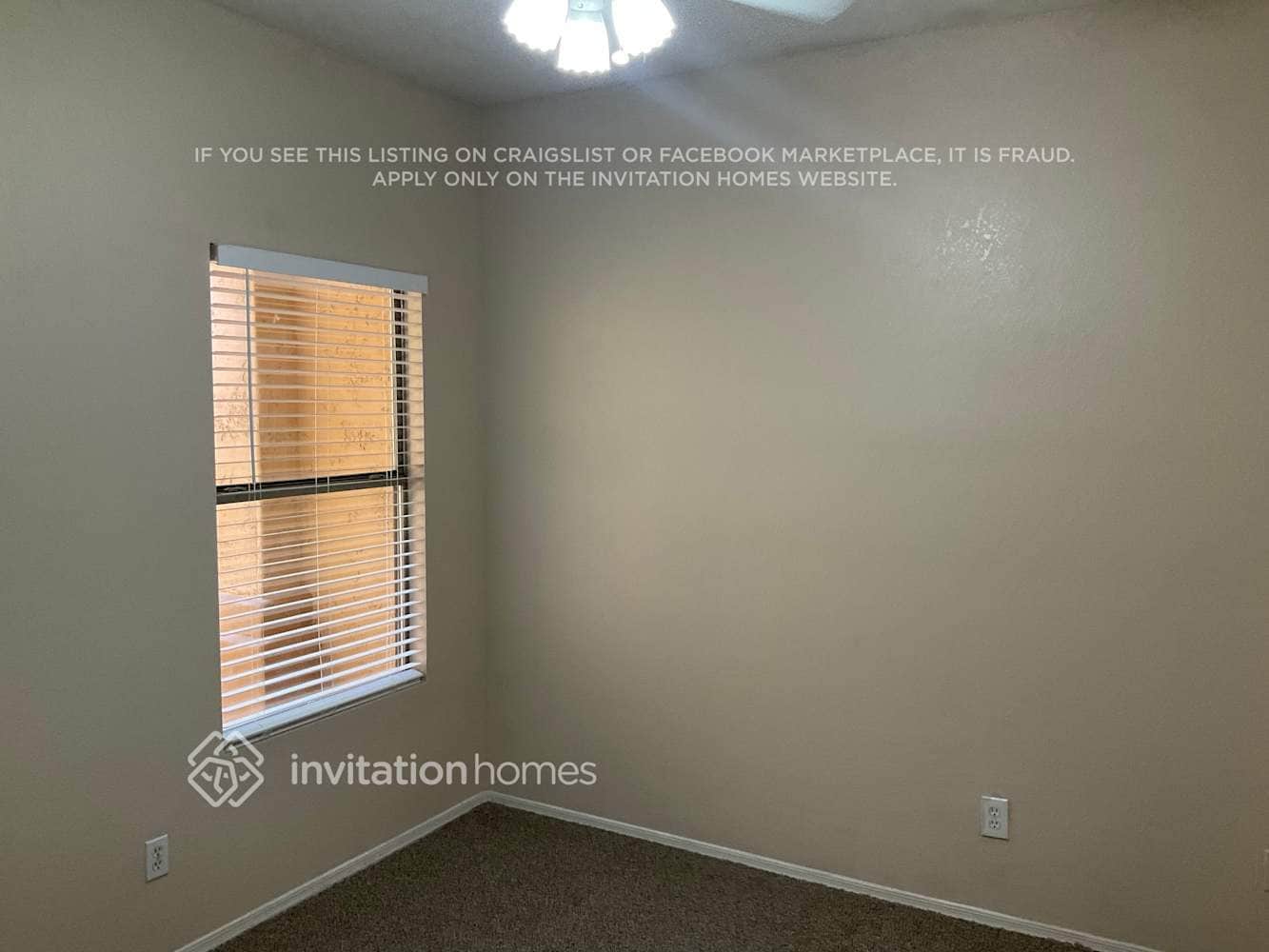 Building Photo - 8370 W Salter Dr