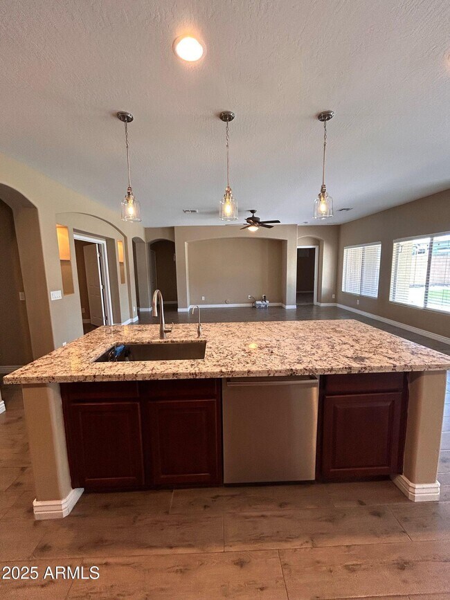 Building Photo - 1407 E Gary Way