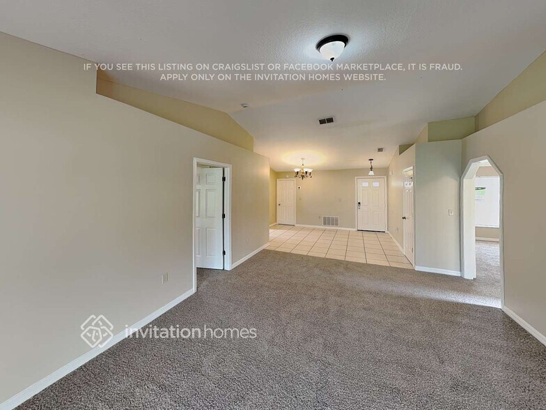 Building Photo - 1545 Reade Cir