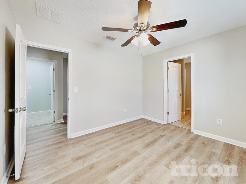 Building Photo - 12447 Trailhead Dr