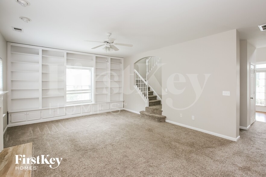 Building Photo - 2516 Macie Glen Ct